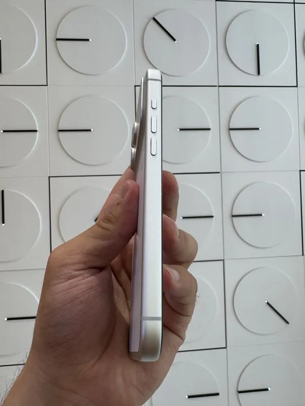 iPhone 17 pro max 1tb 1-esim 5 iPhone 17 pro max 1tb 1-esim 5