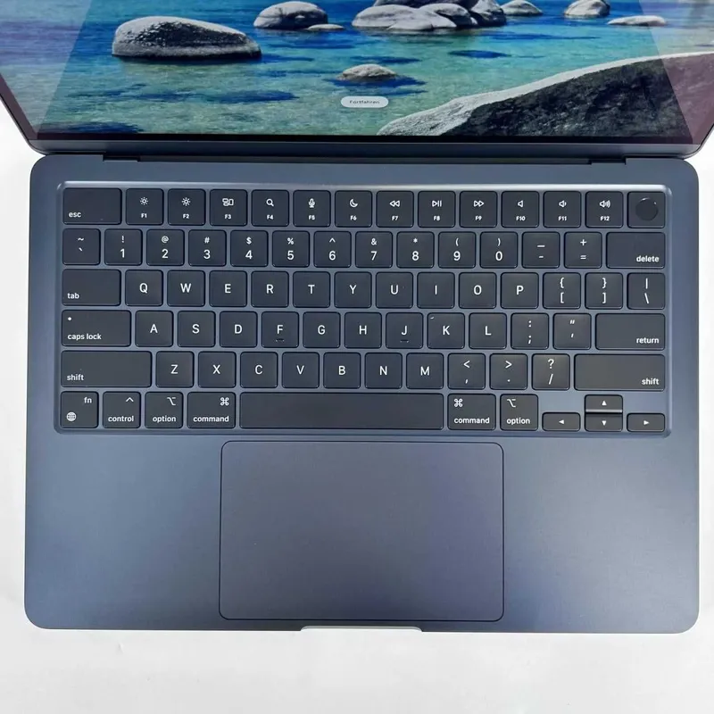 Macbook AIR M2 A2681 DDR5 8Gb Xotirasi 256Gb-2022 yil 26 sikl — фото 1