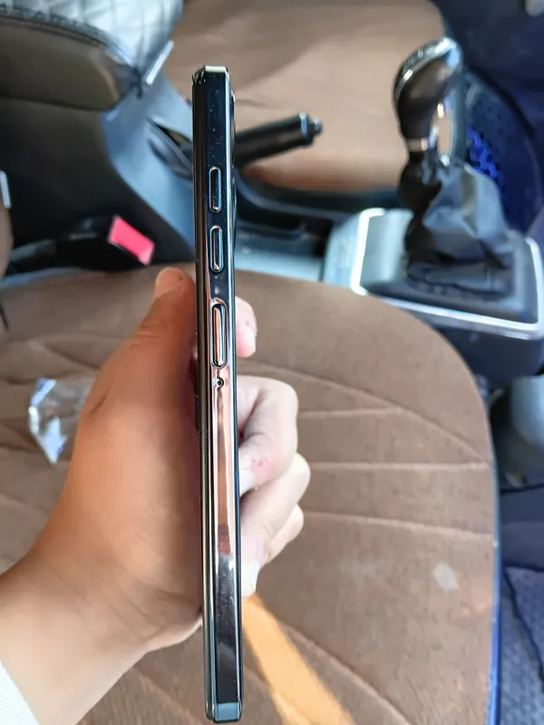 Tecno camon c20 pro 5g 8gb ROM+256 gb RAM 4
