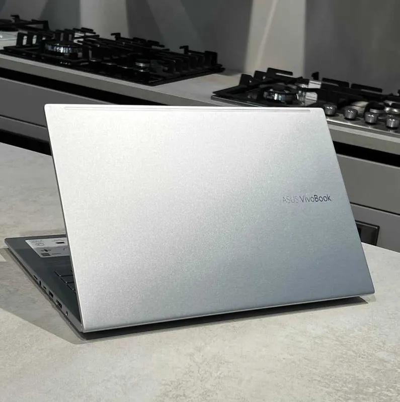 Asus Vivobook i5-1135g7/8/256/Display OLED FHD 15'6 1 Asus Vivobook i5-1135g7/8/256/Display OLED FHD 15'6 1