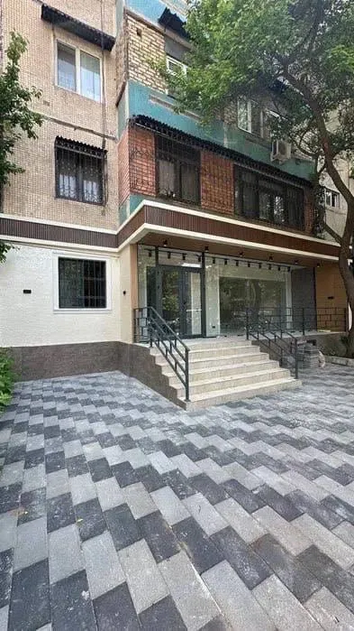 Продается помещение Ц-6, ресторан Lali 74 кв.m Продается помещение Ц-6, ресторан Lali 74 кв.m