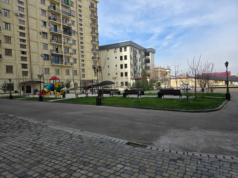 Просторная квартира 150 кв, 3 спальни, в центре