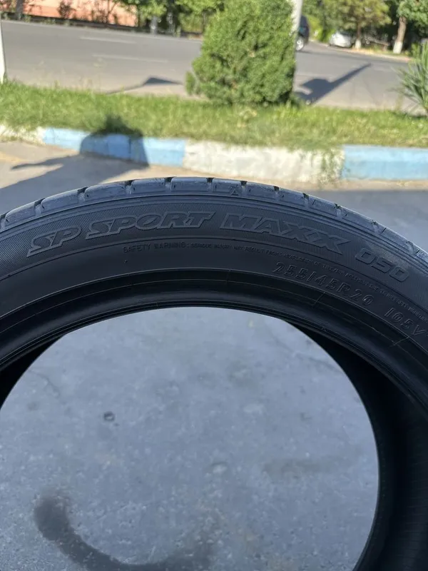 Dunlop SP Sport Maxx 255/45 R20 — 1 шина, отличное состояние — фото 3