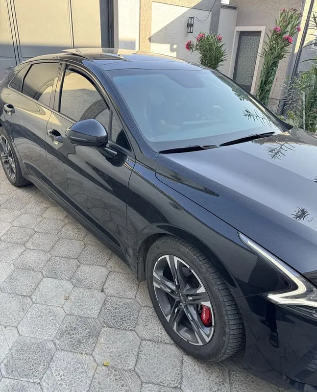 KIA K5 Prestige 2.5 AT 2023 | Панорама | Идеальное состояние | 65 000 км 2 KIA K5 Prestige 2.5 AT 2023 | Панорама | Идеальное состояние | 65 000 км 2