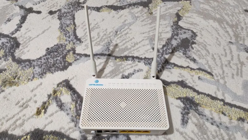 Huawei EchoLife HG8245H5 (GPON) — фото 2