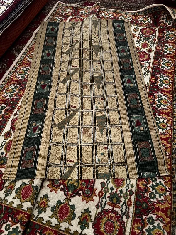 Продается шерстяной ковер и дорожка. 4
