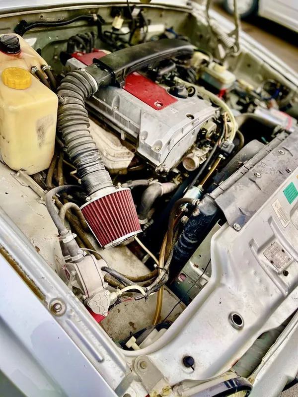 Volga 31105 / двигатель и коробка от Mercedes 111 5 Volga 31105 / двигатель и коробка от Mercedes 111 5