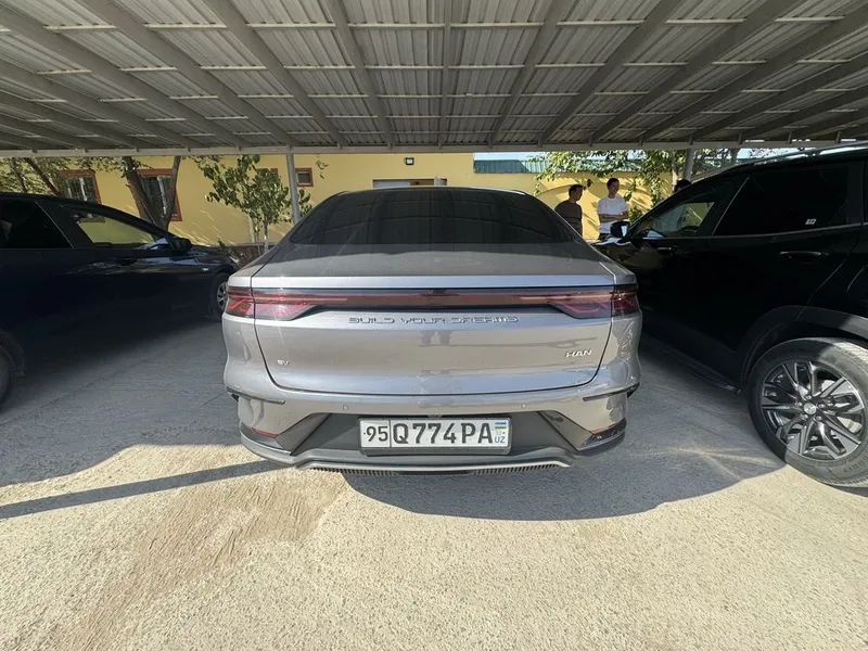 Продается BYD HAN 715 KM 2023 ноябрь 3 Продается BYD HAN 715 KM 2023 ноябрь 3