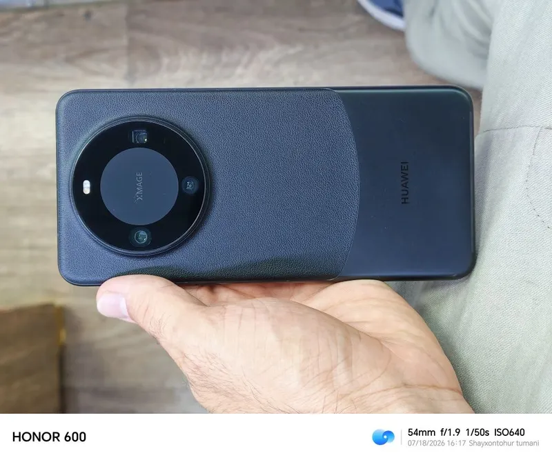 Huawei Mate 60 harmony os 4.2; 12 256 1 Huawei Mate 60 harmony os 4.2; 12 256 1