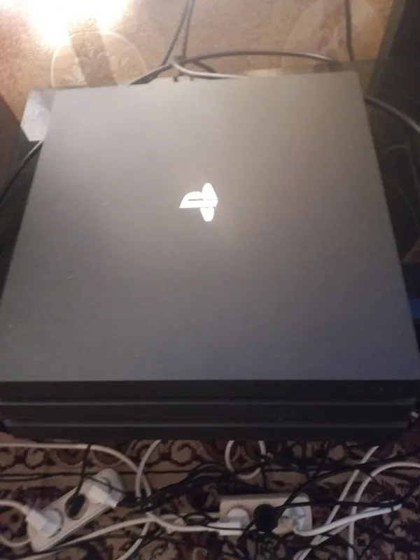 PS4 pro ideal holati djoystik bor o'yinlar yozilgan slim va pro bor. — фото 5