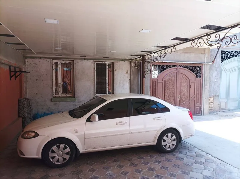 6 xonali kvartira, 200 m2, Yakkasaroy 10