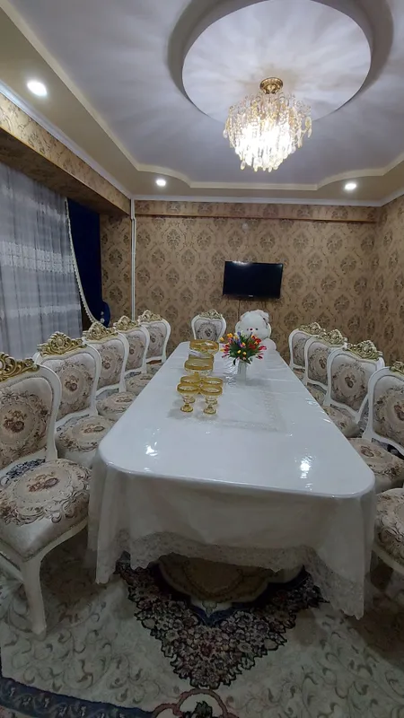Срочно продаётся стол стул 7