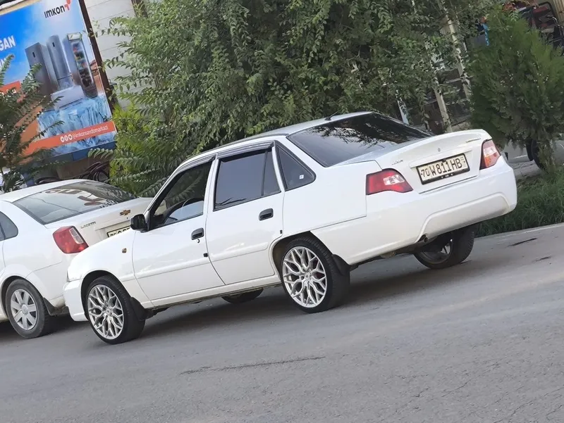 Saka diska balon 17 razmerda 1 Saka diska balon 17 razmerda 1