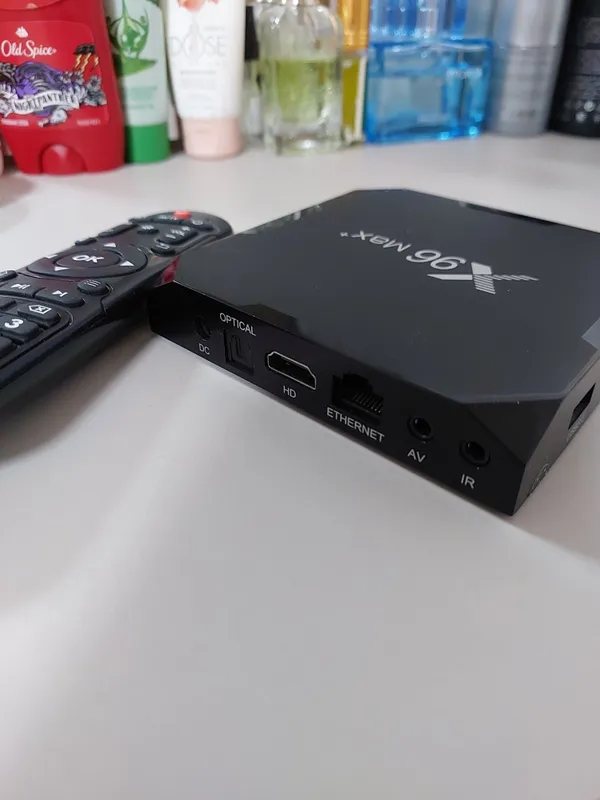 Smart box X96 max+ 4GB 32 GB оригинал умуман қотмеди — фото 3