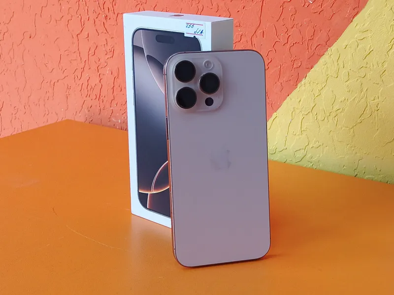 Продается смартфон iPhone 16 Pro Max — фото 1