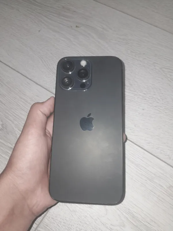 Состояние отличное iPhone 16 Pro Max, экран-копия, сенсор не работает 5 Состояние отличное iPhone 16 Pro Max, экран-копия, сенсор не работает 5
