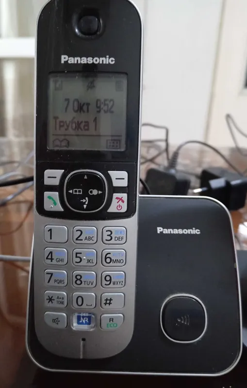 Продам радио телефоны Panasonic б/у 2 трубки б/у — фото 1