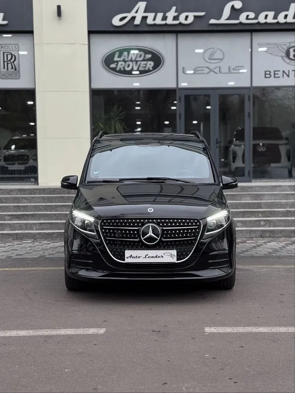 Mercedes-Benz V-Class 300