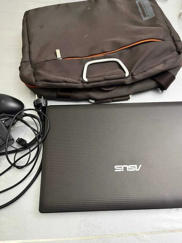 Noutbuk sotiladi ASUS intel core i5,NVIDIA GEForce 2