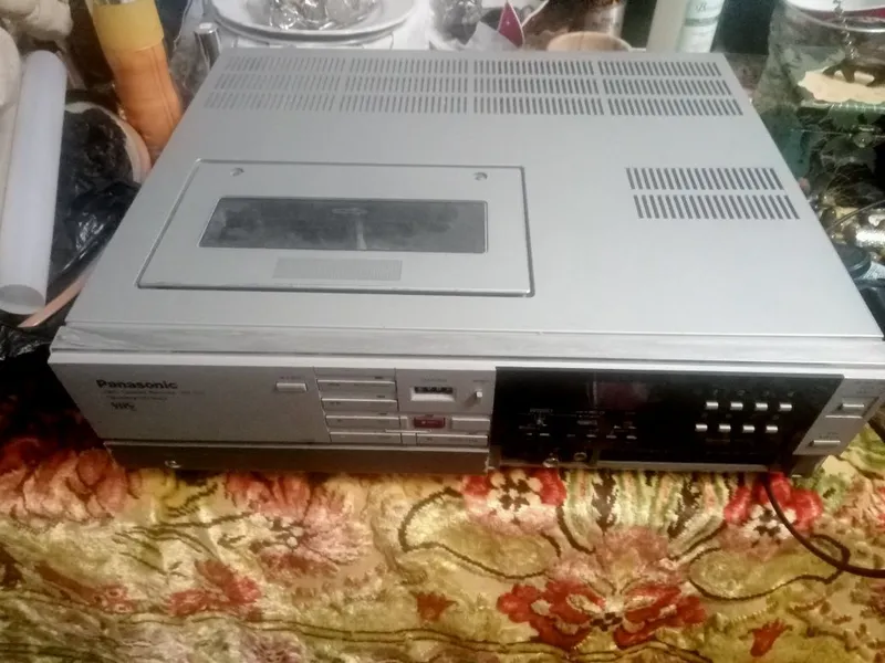 Панасоник редкий NV-333 1 Панасоник редкий NV-333 1