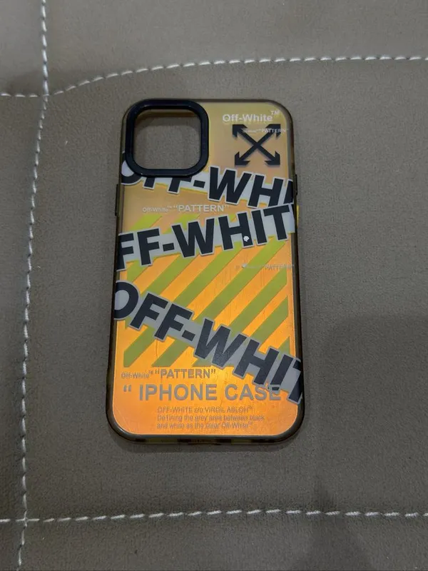 Чехол на iPhone 12 pro