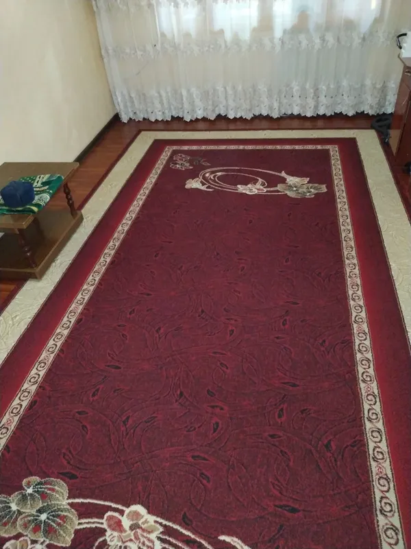 Gilam 5 ga 2.5 razmerda sotiladi, Chirchiq shahar