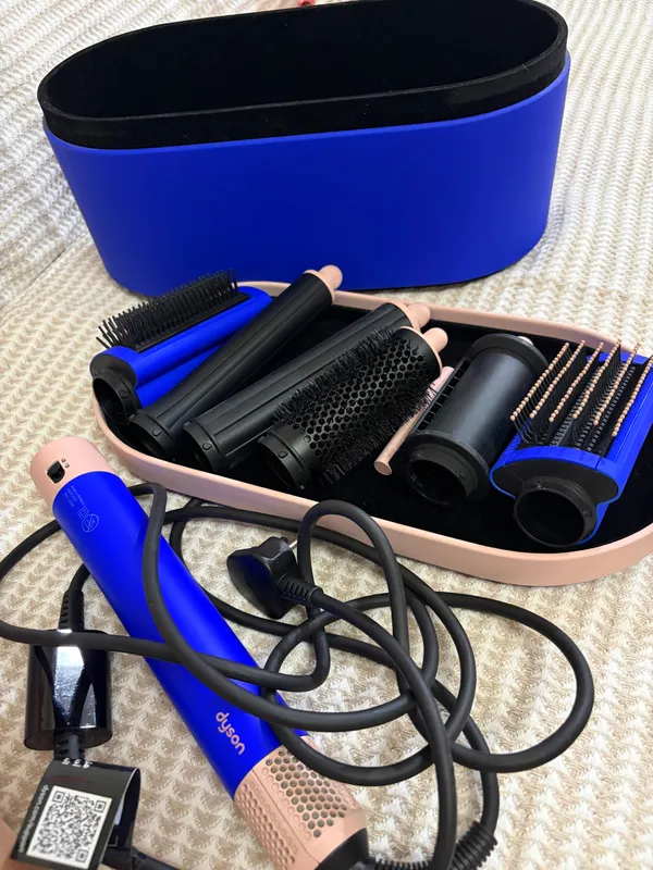 Dyson Airwrap Multi-Styler Complete Long 1 Dyson Airwrap Multi-Styler Complete Long 1