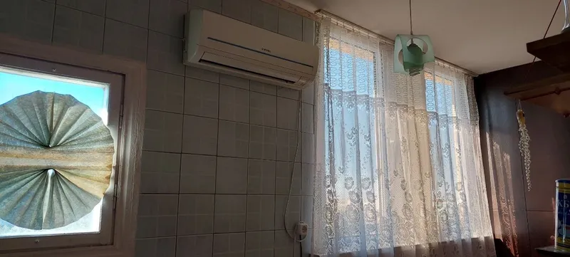 3 xonalik xonadon sotiladi polichudes bozori roparasida 8