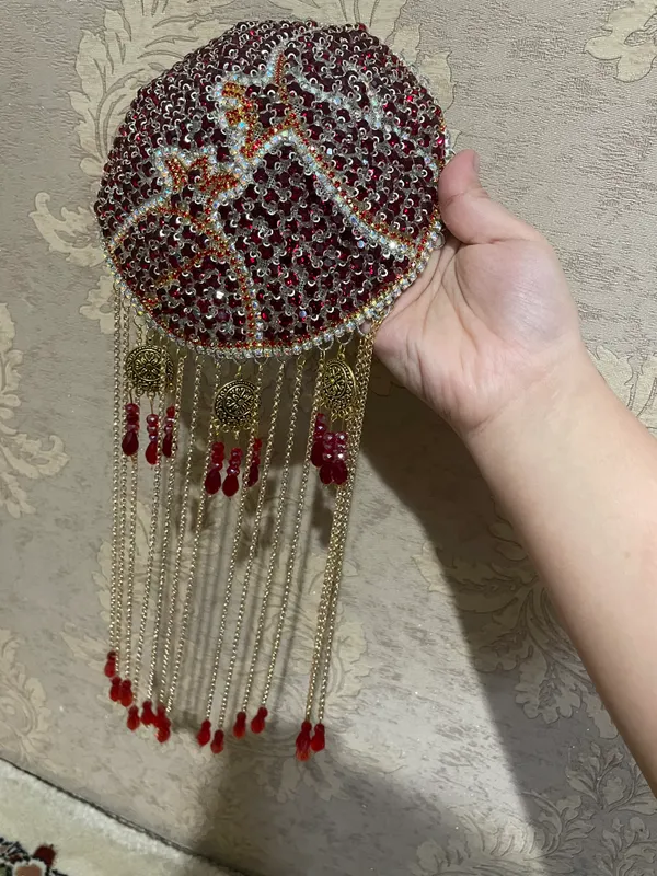 Diademalar kelinlar uchun