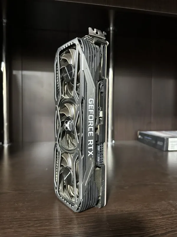 Videokartalar RTXlar mavjud 4