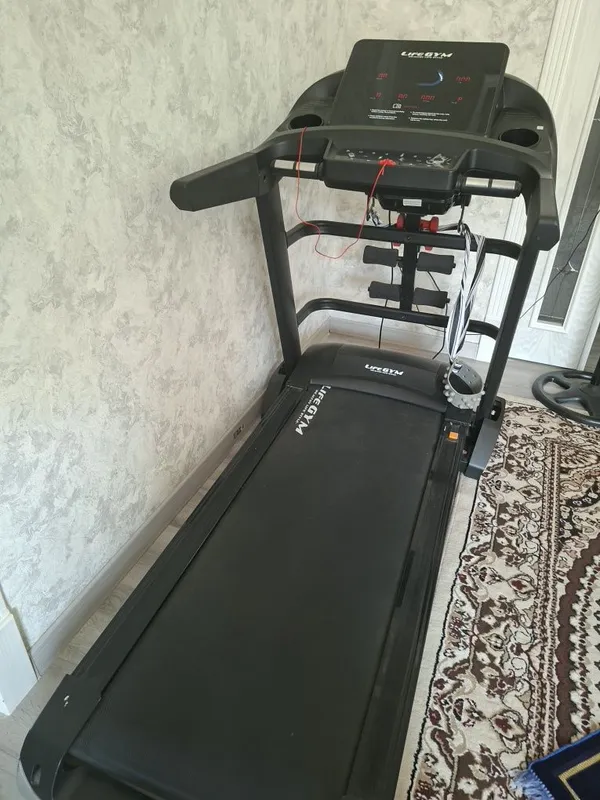 Беговая дорожка Life Gym LGM-601 — фото 4