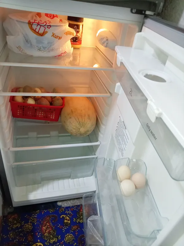 Продаётся холодильник 3 Продаётся холодильник 3