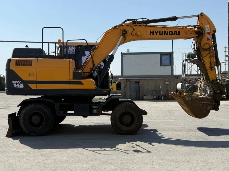 колесный экскаватор Hyundai HW145 5