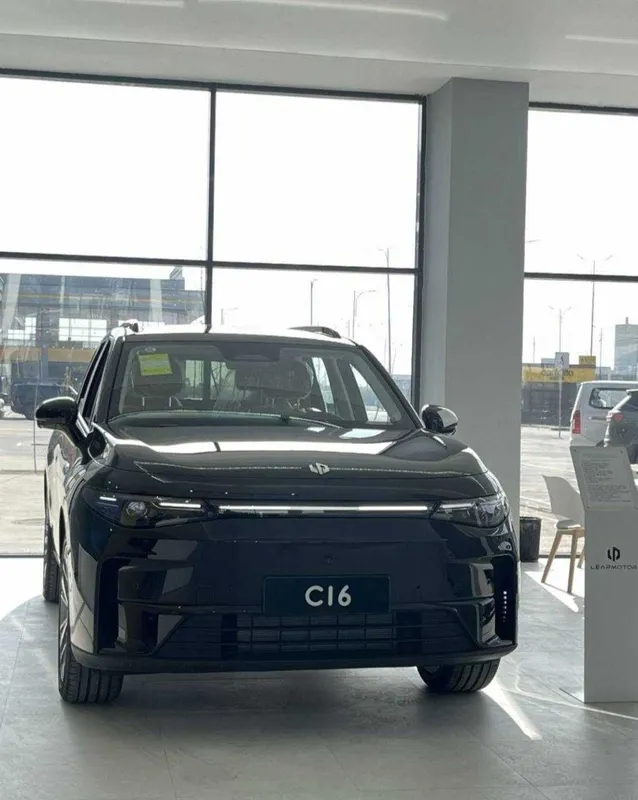 Leapmotor C16 permium 520km naxt va nasiya — фото 1
