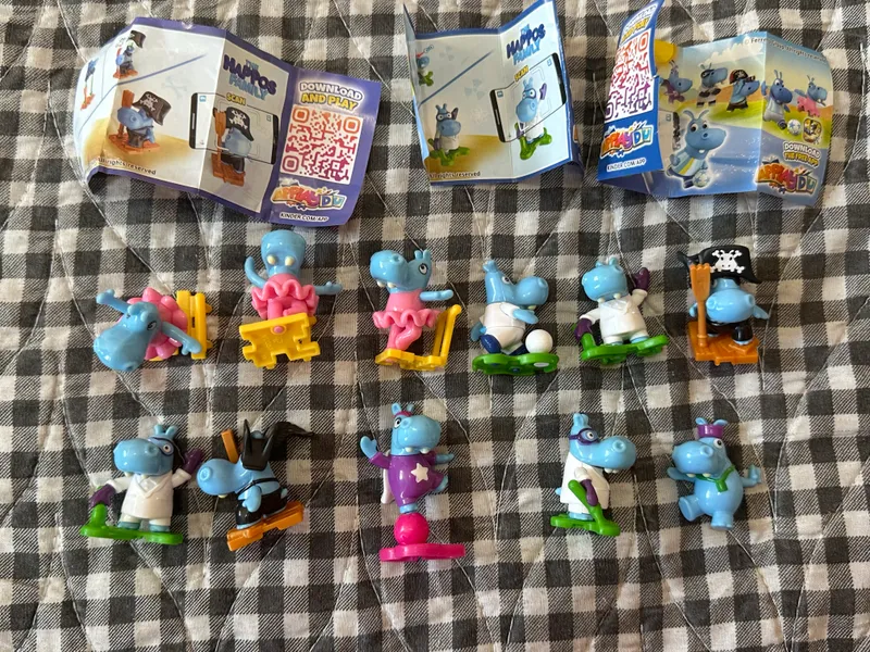 Kinder o‘yinchoqlari “The Happiest Hippos” begemotlar 3 Kinder o‘yinchoqlari “The Happiest Hippos” begemotlar 3