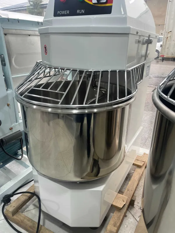 Тестомес / Xamir qorgich 12 kg unga — фото 1