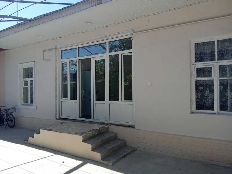 СРОЧНО !! Продается участок в Яшнабаде 4 соток 10 комнат Кадышева 9