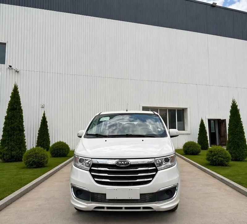 JAC M3 Lyuks Oq 2