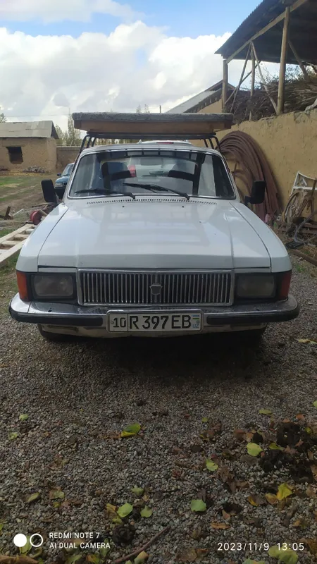 Gaz 3102 sotiladi