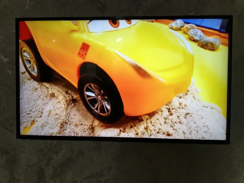 LG 50 smart 4k galasovoy poisk — фото 1