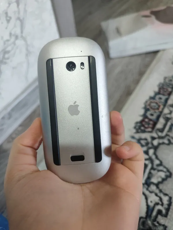Продаётся мышь для iPhone 2 Продаётся мышь для iPhone 2