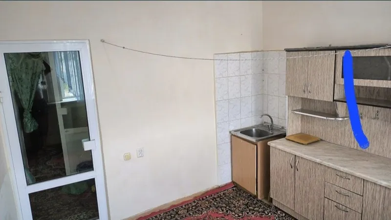 Киргули кафе 1/4/4 15200 у.е.