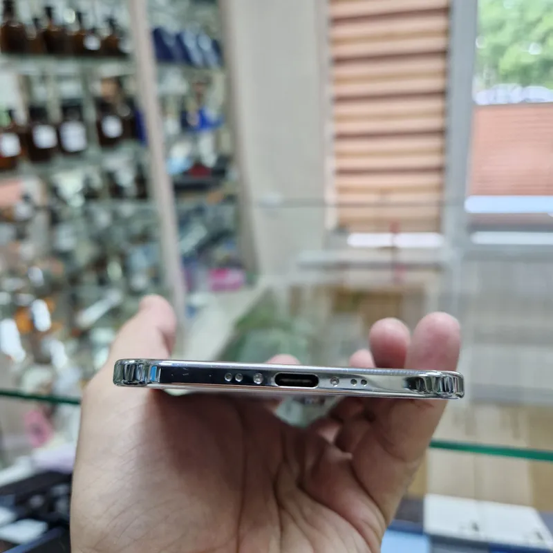 iPhone 17 Air LL/A 4 iPhone 17 Air LL/A 4