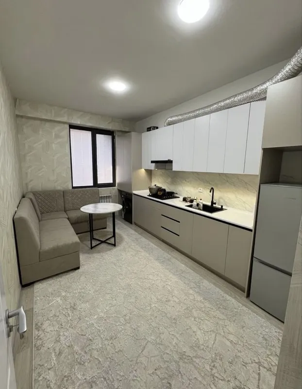 Arenda kvartira novastroyka 2 xona Art house eski uy bozor 1