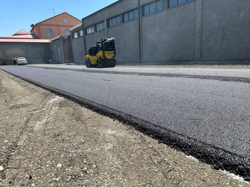 Asfalt qilish xizmati Toshkent Асфалт килиш хизмати Тошкент буйлаб — фото 6