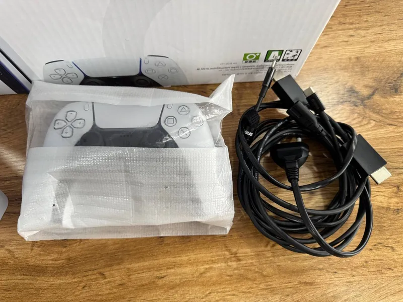 Playstation 5 slim 1tb с дисководом — фото 3