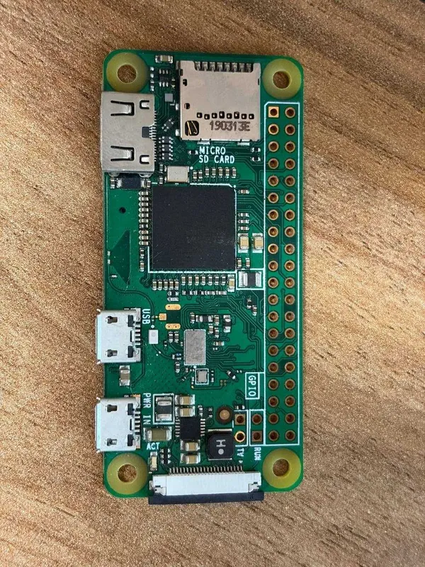 Raspberry Pi Zero W V1.1 — одноплатный компьютер 2 Raspberry Pi Zero W V1.1 — одноплатный компьютер 2