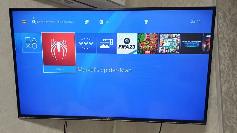 PS4 SLIM 1TB 2ta gamepad 3 PS4 SLIM 1TB 2ta gamepad 3