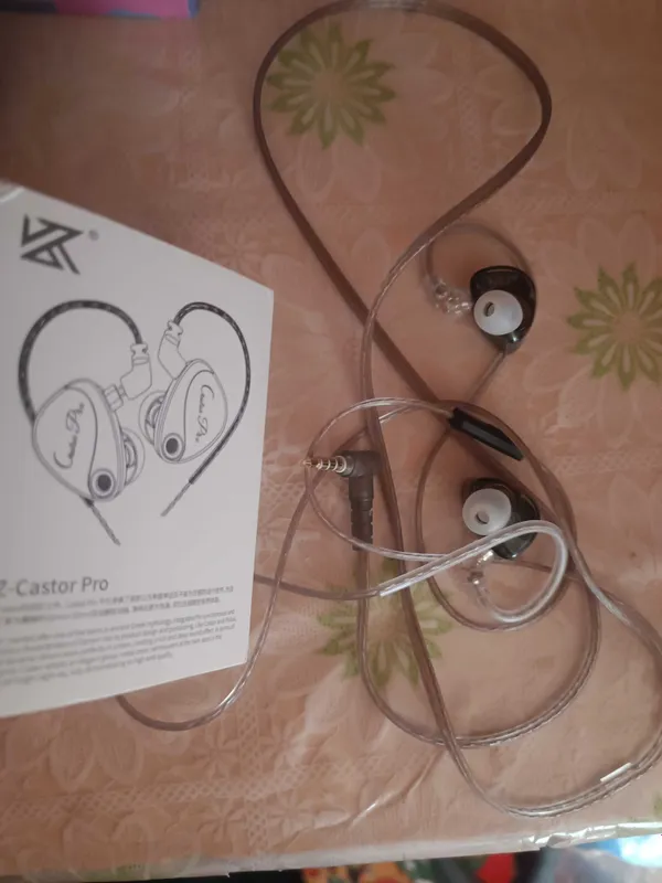 KZ castor pro bass improved versiya mikrafon bilan 2 KZ castor pro bass improved versiya mikrafon bilan 2