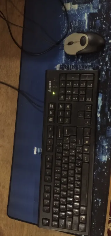 kompyuter, monitor, va qolgan rasmdagilar sotiladi 3 kompyuter, monitor, va qolgan rasmdagilar sotiladi 3